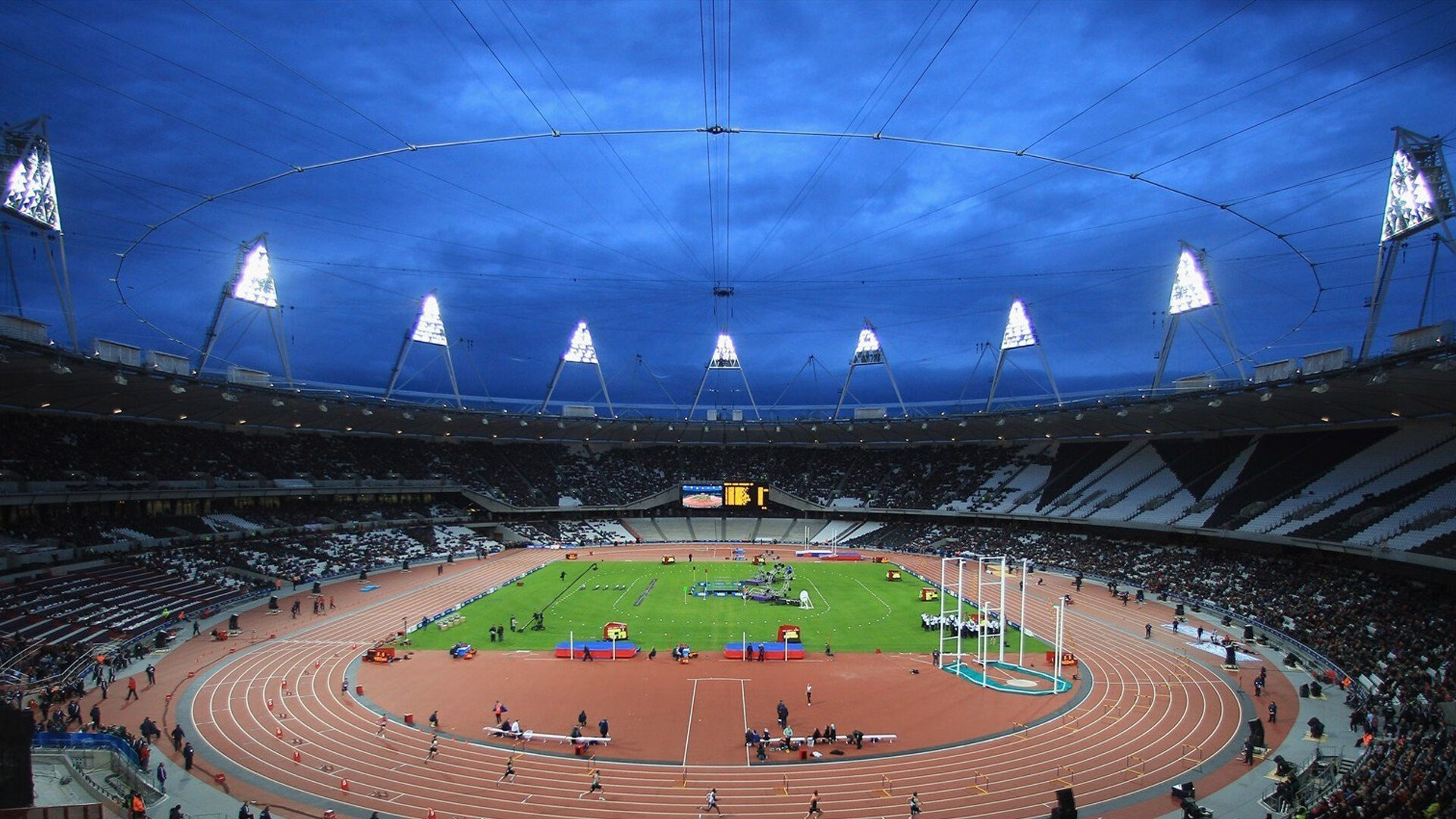 哥伦比亚队晋级前景引爆赛事中心热度